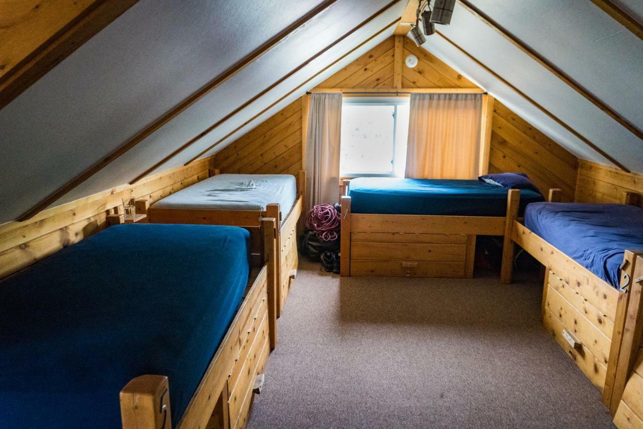 Estes Park Adventure Hostel エクステリア 写真